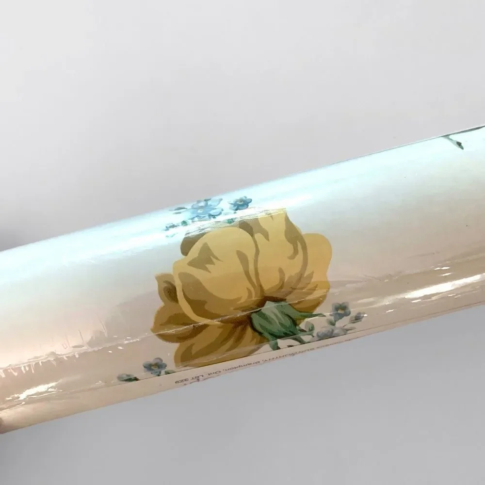 Vintage Rose Floral Wallpaper